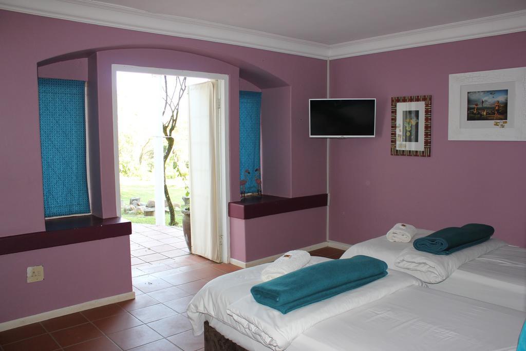 Отель Sugar Hill Manor Eshowe Экстерьер фото